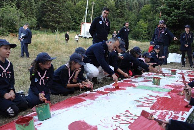 Başkan Aktaş izcilik kampında