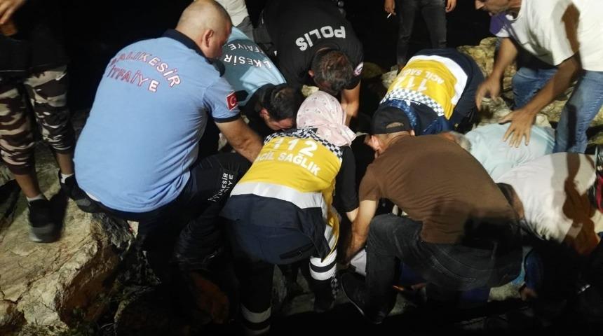 Kayalıktan düşen kişi yaralandı