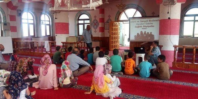 Kütahya’da Yaz Kur’an Kursu öğrencilerine sağlık eğitimi