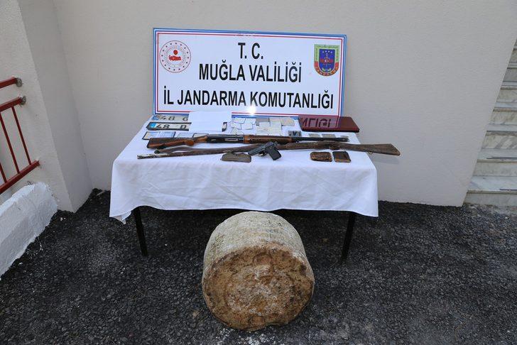 Yatağan'da 1000 yıllık el yazması Kur'an bulundu G3