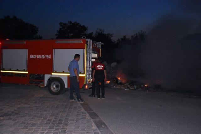 Sinop Küçük Sanayi Sitesinde kimyasal atıklardan yangın çıktı