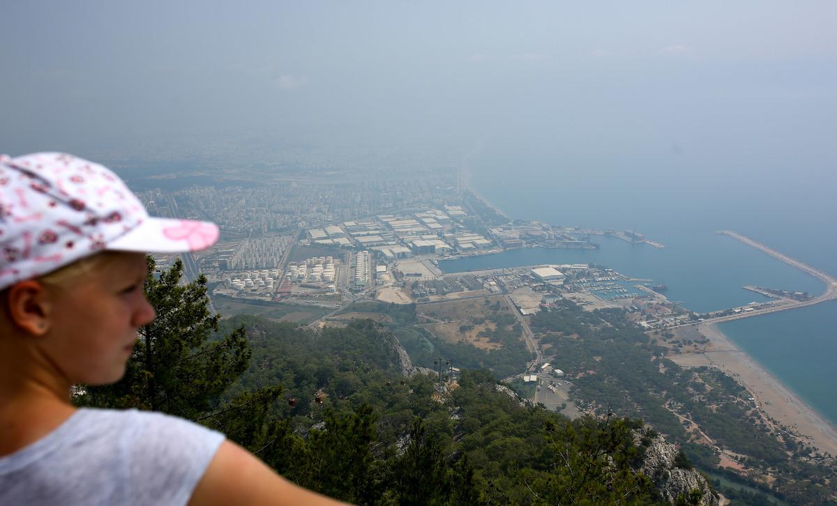 Antalya'da nem oranı y&uuml;zde 80'e ulaştı