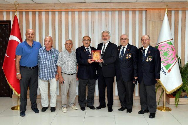 Belediye Başkanı Başdeğirmen’den, Muharip Gazilere dernekler binası müjdesi