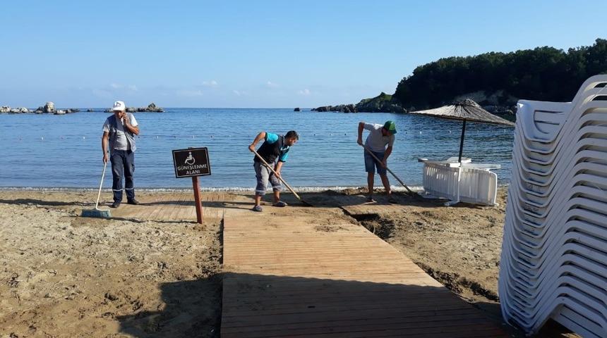 Kandıra Mi&ccedil;o Koyu her g&uuml;n temizleniyor