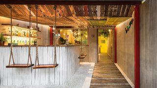 Bu kafe, sadece geri dönüştürülen malzemelerden oluşuyor!