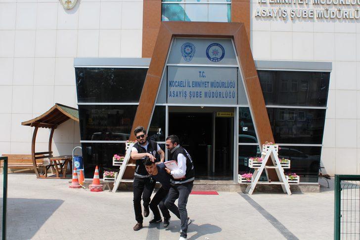 Tam 80 bin TL! Kaldırım taşı ile 40 saniyede vurgun G4