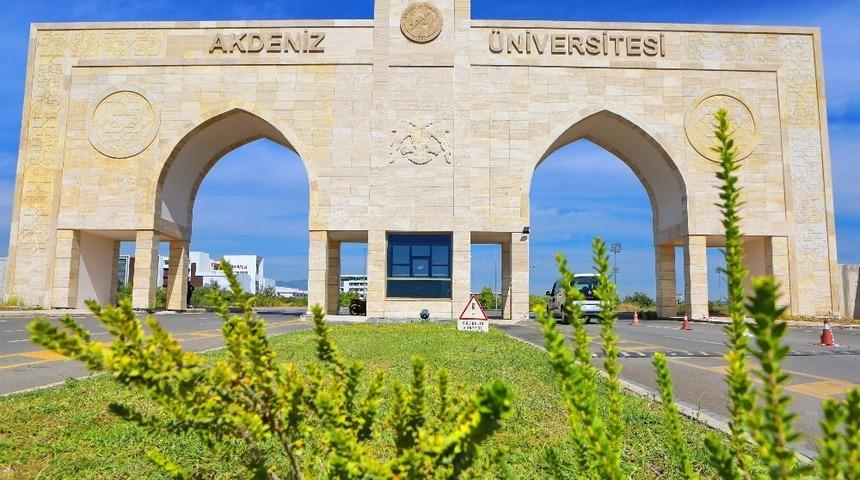 D&uuml;nya &uuml;niversitelerinin Web karneleri a&ccedil;ıklandı