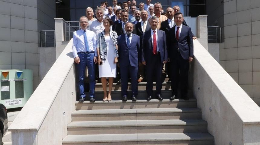 BAKKA, &Ccedil;elik K&uuml;melenmesi Analiz Raporu Lansman Toplantısı yaptı