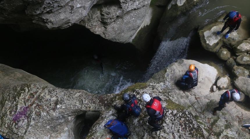 Doğa Sporları Festivali kapsamında kanyonlara giriş yapıldı
