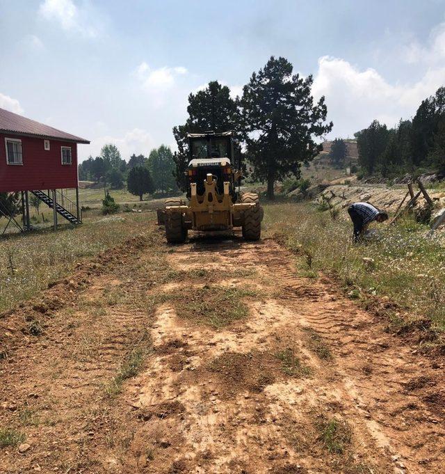 Toroslar’da yol çalışmaları hız kazandı