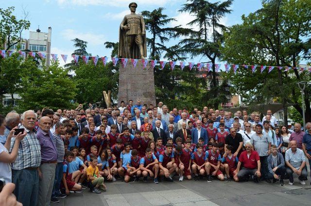 Trabzonspor’un 52. kuruluş yıl dönümü düzenlenen etkinliklerle kutlandı