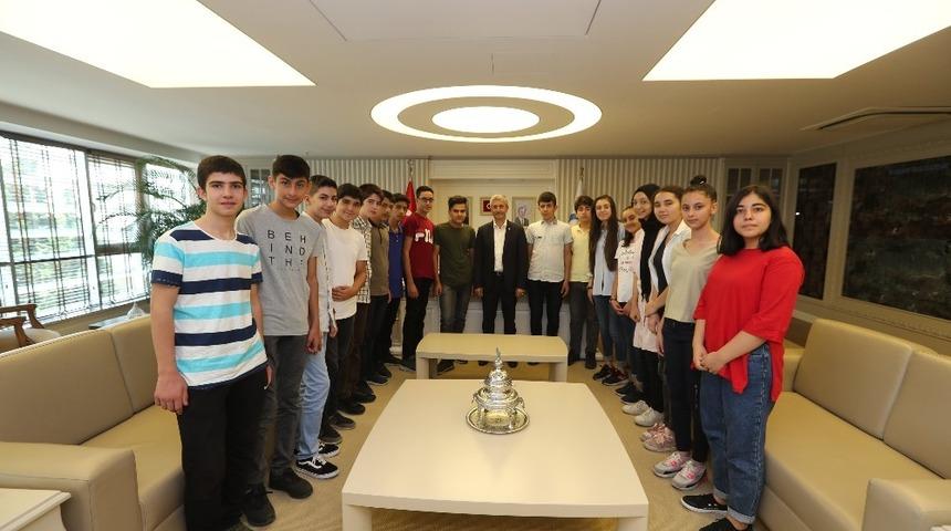 Sosyal tesislerde eğitim aldılar Fen Lisesini kazandılar