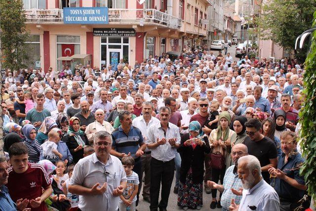 Tosya’dan son hac kafilesi kutsal topraklara uğurlandı