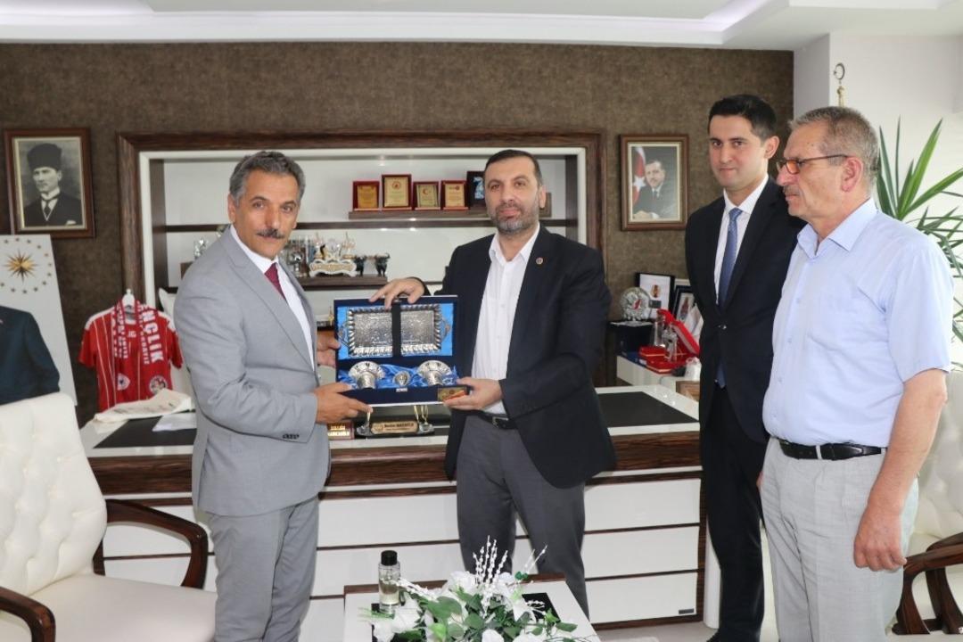 Vali Kaymak: &ldquo;Kavak Samsun&rsquo;un mahallesi gibi olacak&rdquo;