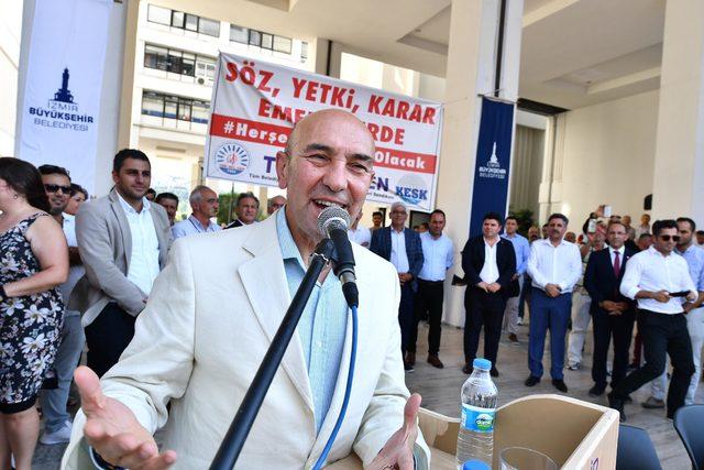 İzmir Büyükşehir Belediyesi'nde çalışan memurlara rekor zam