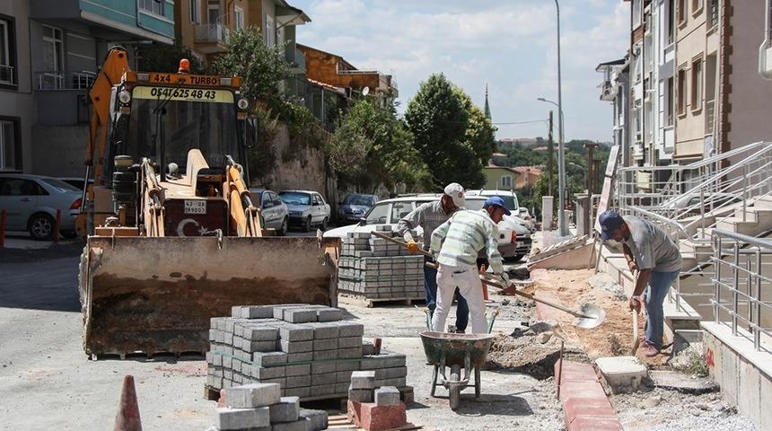 Kütahya’da kaldırım yenileme çalışmaları