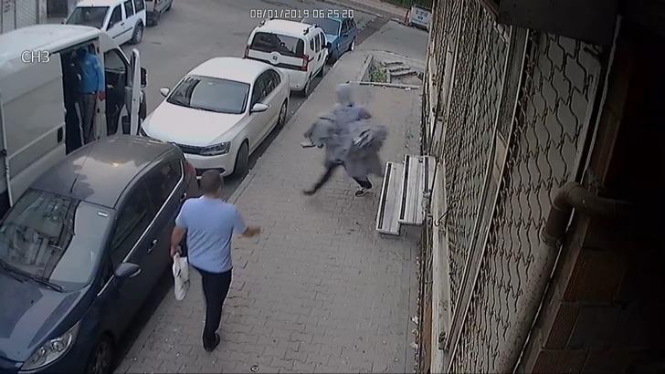 Sultangazi'de 5 dakikada 200 bin liralık hırsızlık kamerada G4