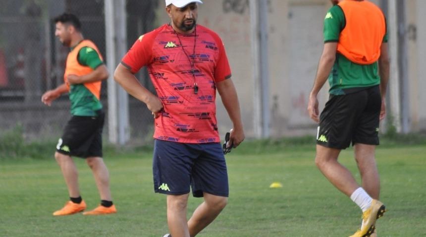 Yahyalıspor Teknik Direkt&ouml;r&uuml; Erkan Demirel: