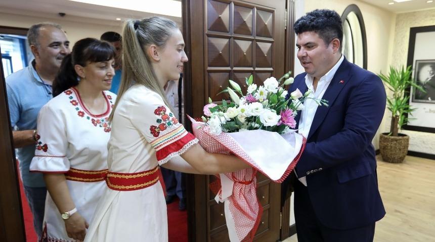 Balkanlar&rsquo;dan Buca&rsquo;ya k&uuml;lt&uuml;r k&ouml;pr&uuml;s&uuml;