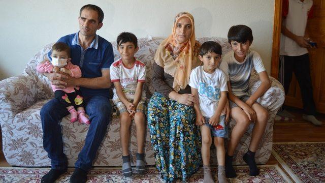 İlk nakli başarısız olan Asel bebek, tedavisine devam etmek için yardım bekliyor