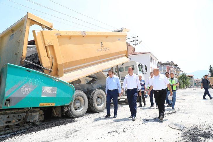 Pamukkale Belediyesi asfalt mesaisine devam ediyor G4