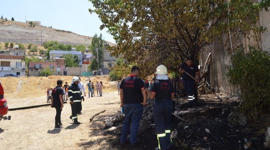 Besni’de bahçe yangını büyümeden söndürüldü