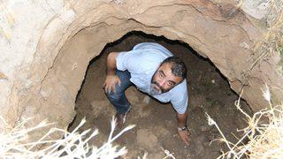 Kapadokya’da herkesi heyecanlandıran olay! Bahçe çöktü yeraltı şehri ortaya çıktı