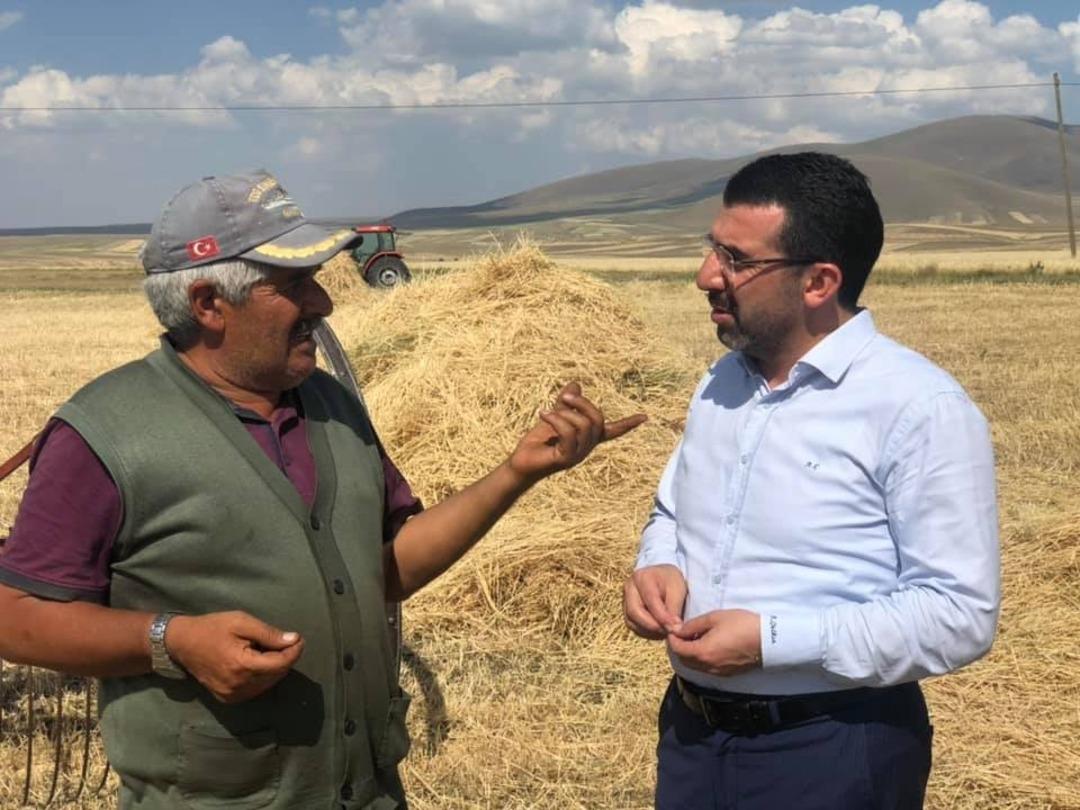 Başkan &Ccedil;alkın&rsquo;ı vatandaşlar bağrına basıyor