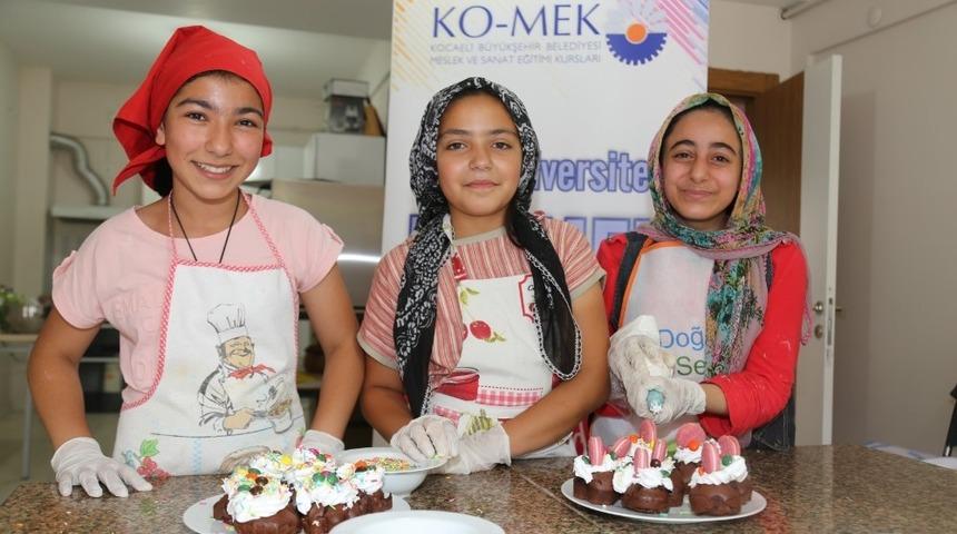 KOMEK Ev Becerileri At&ouml;lyesi&rsquo;nde final heyecanı