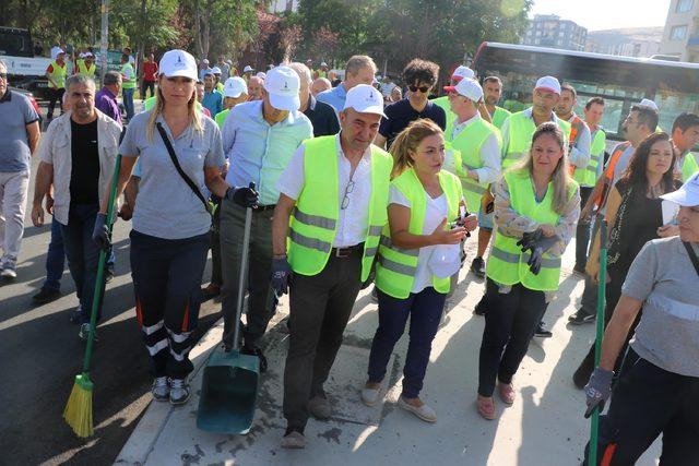 İzmir'de temizlik seferberliği başlatıldı