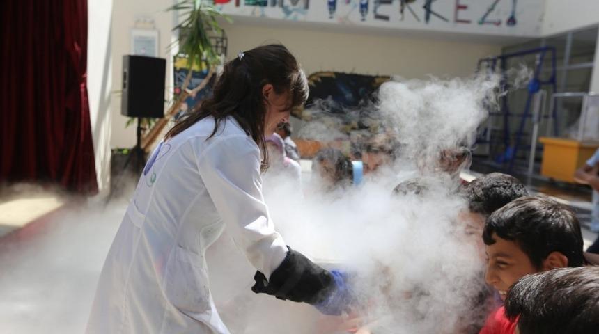 Gezegenevi ve Bilim Merkezi Yaz Bilim at&ouml;lyelerine yoğun ilgi