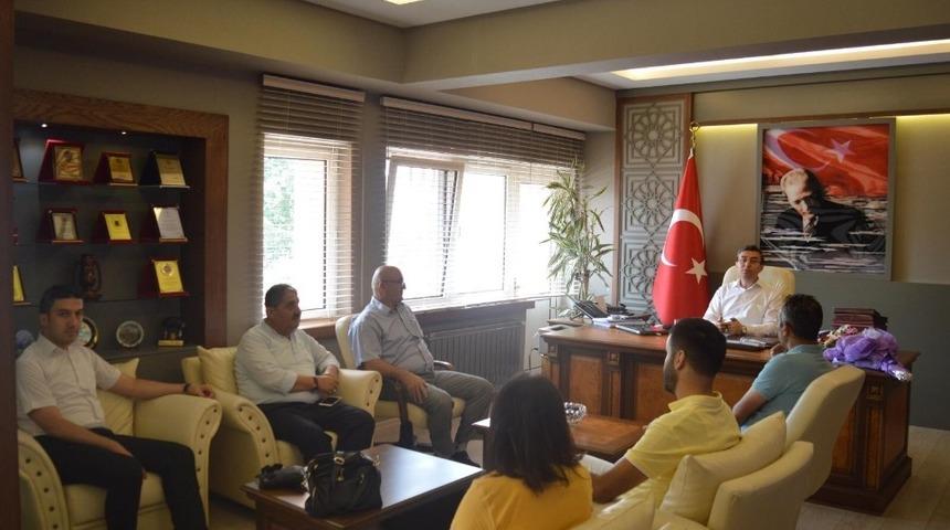 &Ccedil;aycumaspor Kul&uuml;b&uuml;nden Kaymakam Ke&ccedil;eli ile bir araya geldi