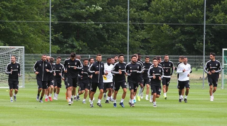 Beşiktaş'ta deprem! Hem sakatlık hem de çatlak