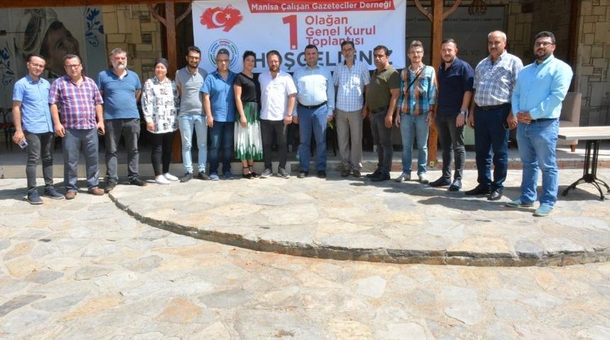 Manisa &Ccedil;alışan Gazeteciler Derneği Olağan Kongresi yapıldı