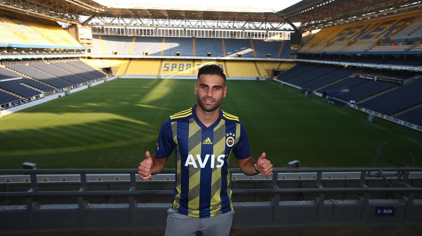 Deniz Türüç imzayı attı!