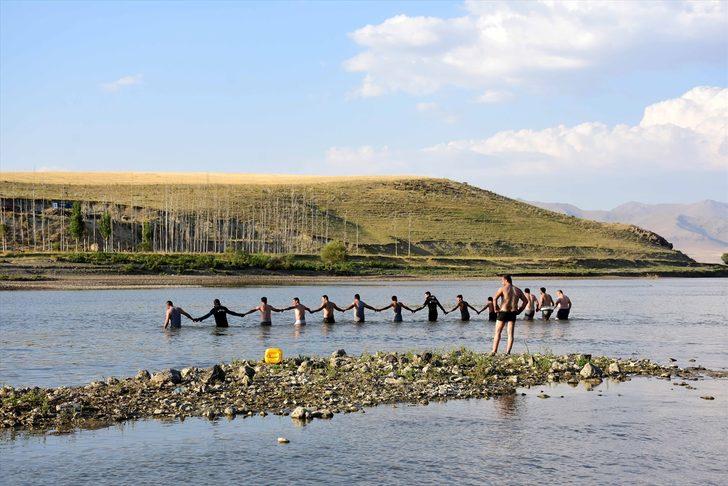 Muş'tan kahreden haber! Murat Nehri'ne giren 4 çocuk boğuldu G1