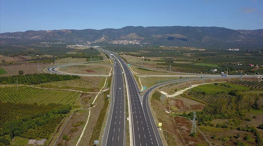 İstanbul ile İzmir arasını 3,5 saate düşürecek yol bugün açılıyor