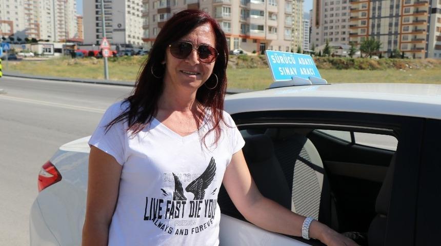 Direksiyon ve trafik eğitmeninden yayalara uyarı: