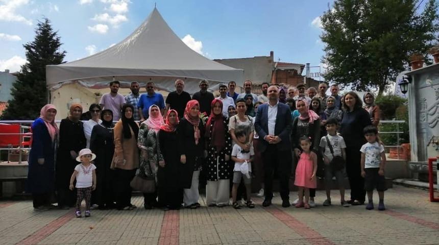 AK Parti Boz&uuml;y&uuml;k İl&ccedil;e Teşkilatından duyarlı davranış