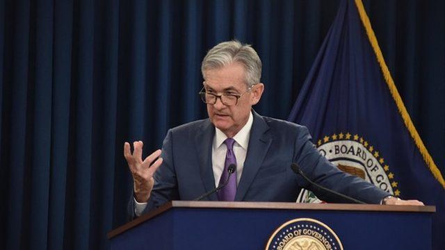 FED Başkanı Jerome Powell, basın toplantısı düzenliyor