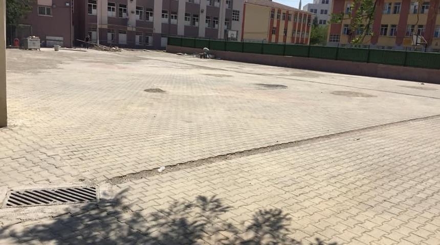 &Ouml;ğretmen ve veliler istedi Başkan Beyoğlu yerine getirdi