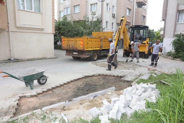 Fen İşleri Ekipleri 6 mahallede saha çalışmalarını sürdürüyor