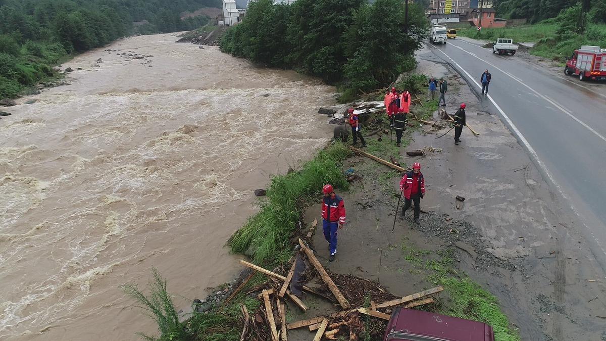 Sel b&ouml;lgesi havadan g&ouml;r&uuml;nt&uuml;lendi