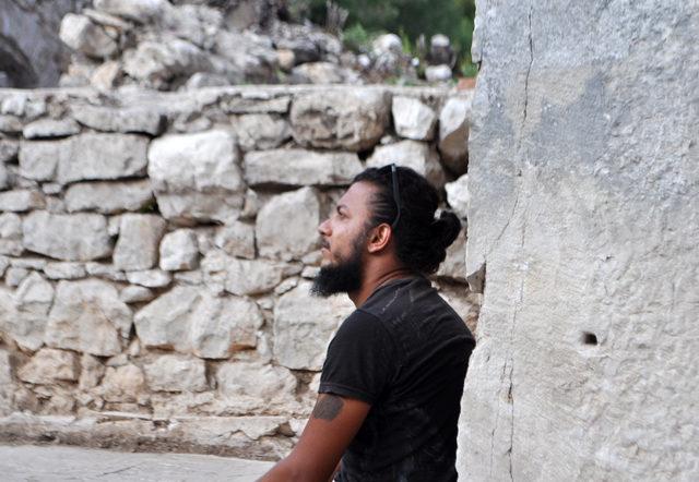 Öldürülen arkeolog anısına kitaplık 1