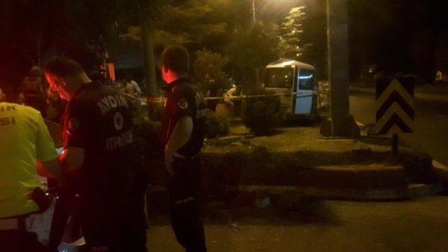Hafif ticari araç refüje çarptı: Oğuzhan öldü, 2 yaralı