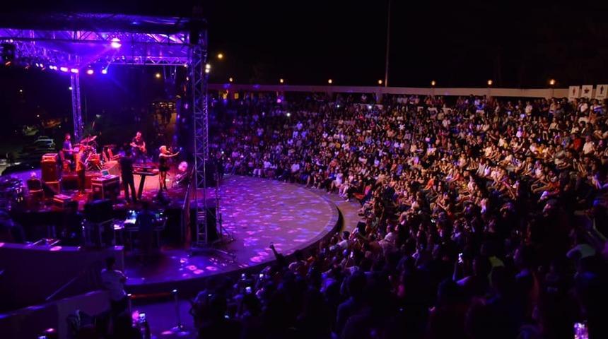 Sanatçı Pamela’dan muhteşem konser