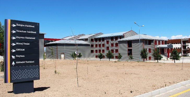 Atatürk Üniversitesi eğitim ağını genişletmeye devam ediyor G3