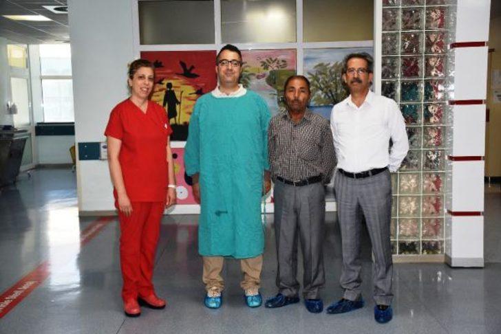 Malatya'daki çiftçiyi görenler şaşırıp kaldı! Tedaviden sonra saçları siyahlaştı G1