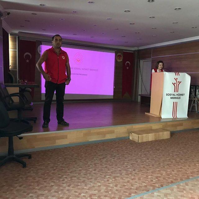 TOGEM’den kursiyerlerine aile eğitim programı