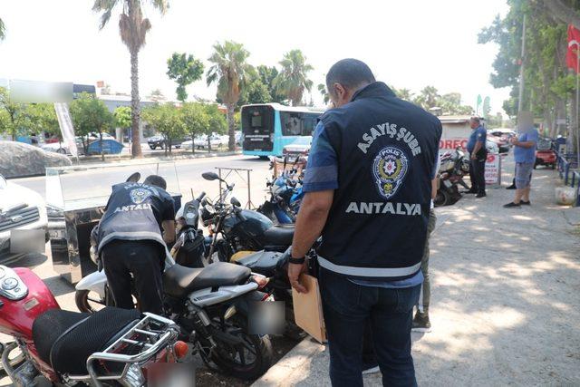 Antalya’da asayiş ve trafik uygulaması